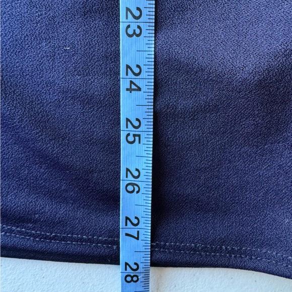 Magic Fit Long Sleeve Top | Size L - Picture 6 of 7